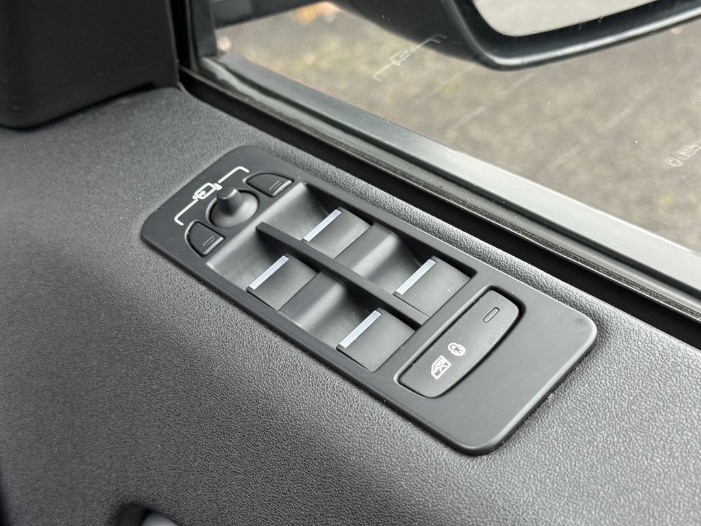 Used Land Rover Discovery Sport 2018 for sale - 76698178: Photo 40