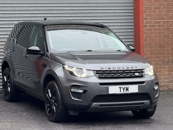 Used Land Rover Discovery Sport 2018 for sale - 76698178: Photo