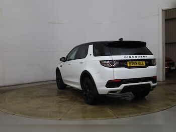 Used Land Rover Discovery Sport 2018 for sale - 77452146: Photo