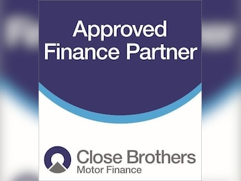 Used Land Rover Discovery Sport 2017 for sale - 77835836: Photo