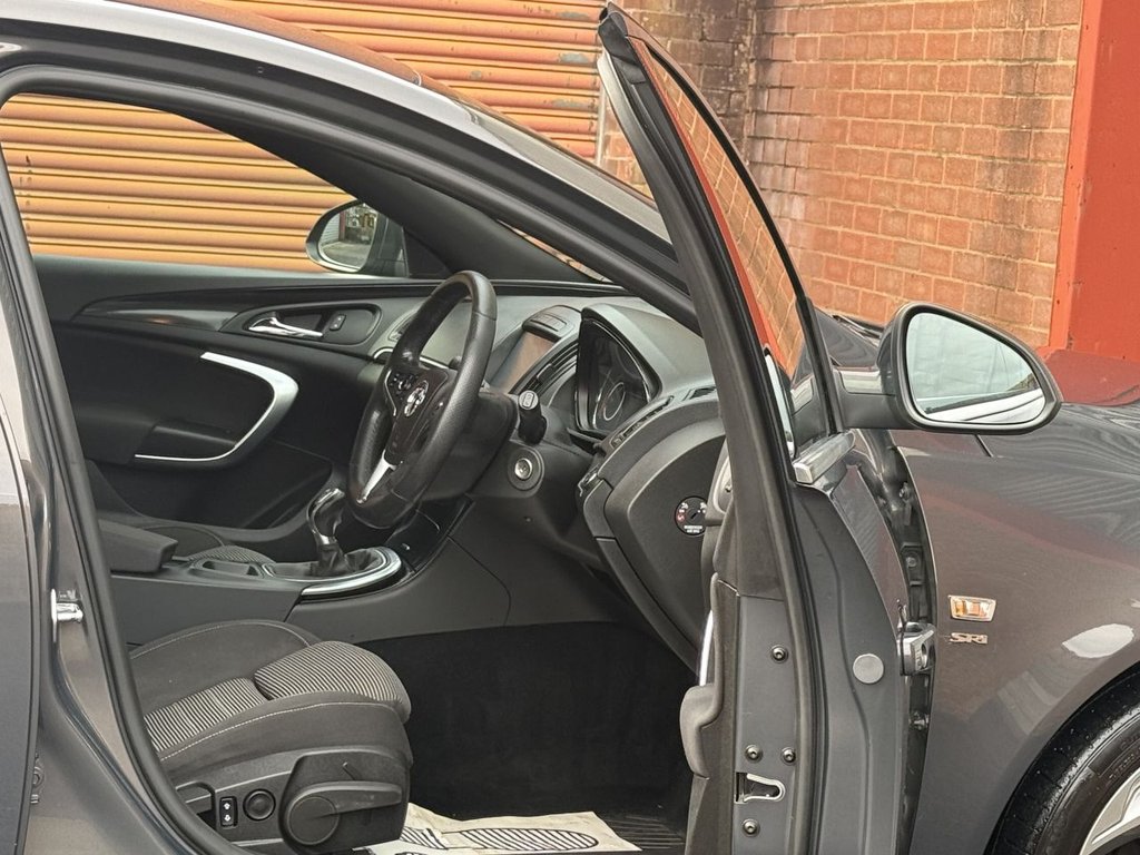 Used Vauxhall Insignia 2015 for sale - 76841172: Photo 15