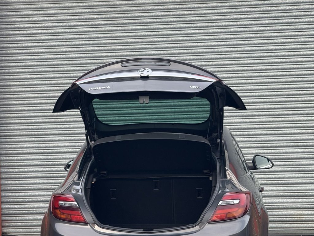 Used Vauxhall Insignia 2015 for sale - 76841172: Photo 19