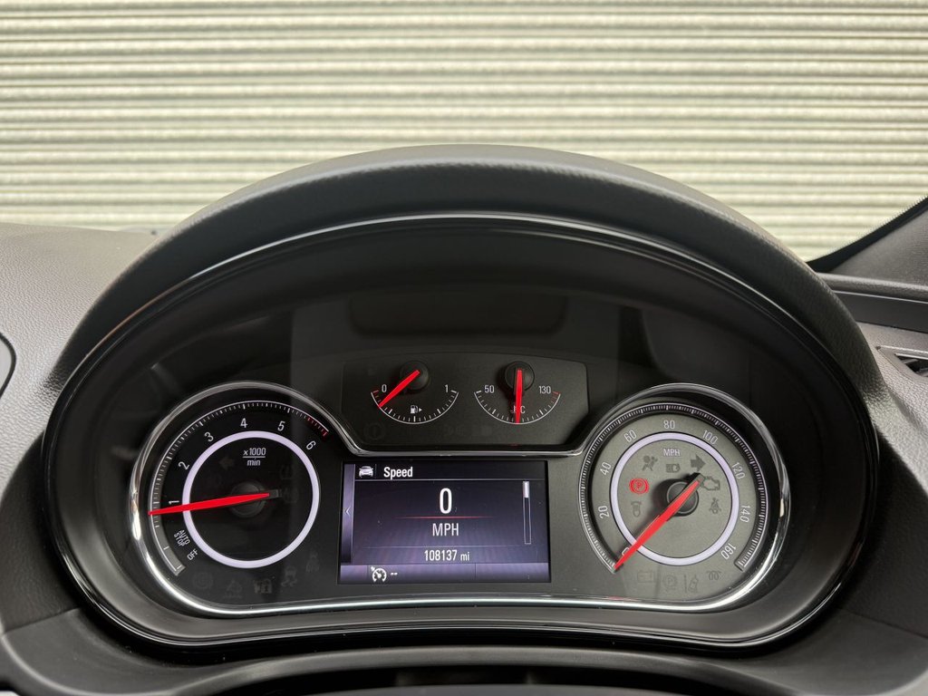 Used Vauxhall Insignia 2015 for sale - 76841172: Photo 30