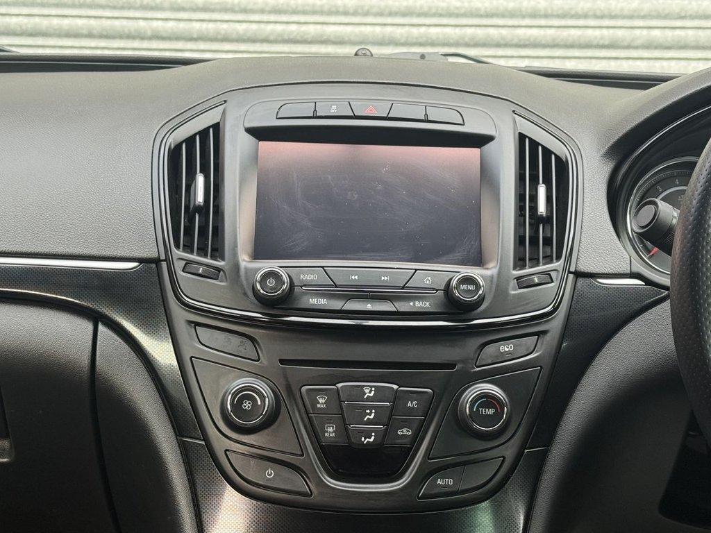 Used Vauxhall Insignia 2015 for sale - 76841172: Photo 31
