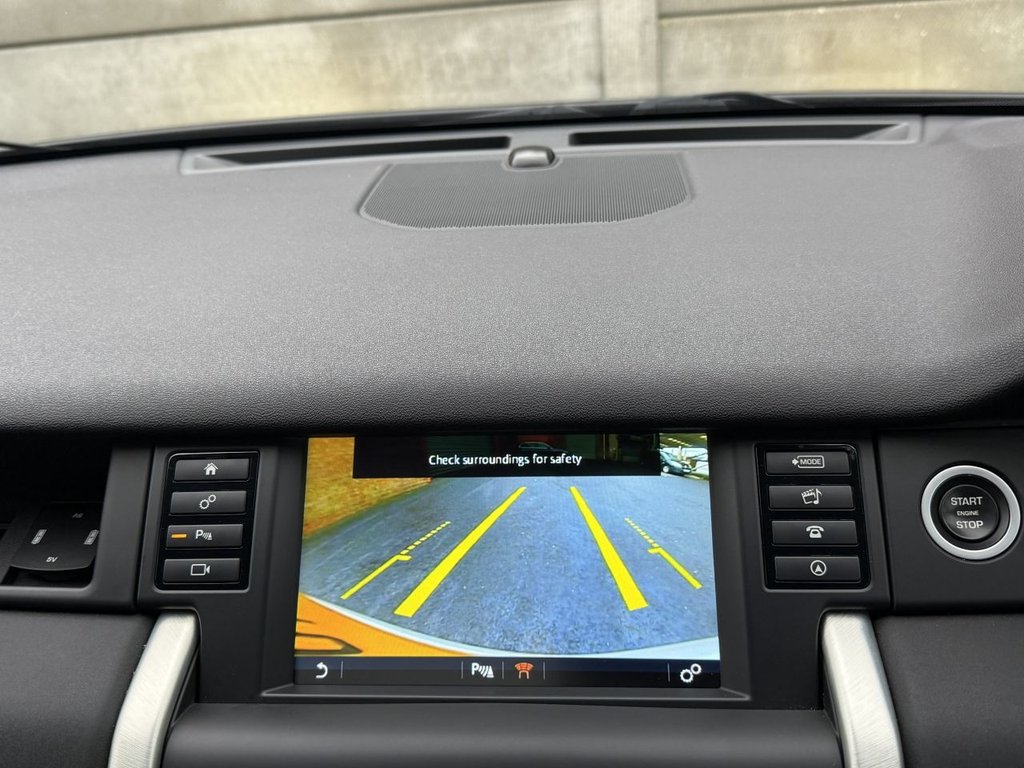 Used Land Rover Discovery Sport 2016 for sale - 76711217: Photo 32