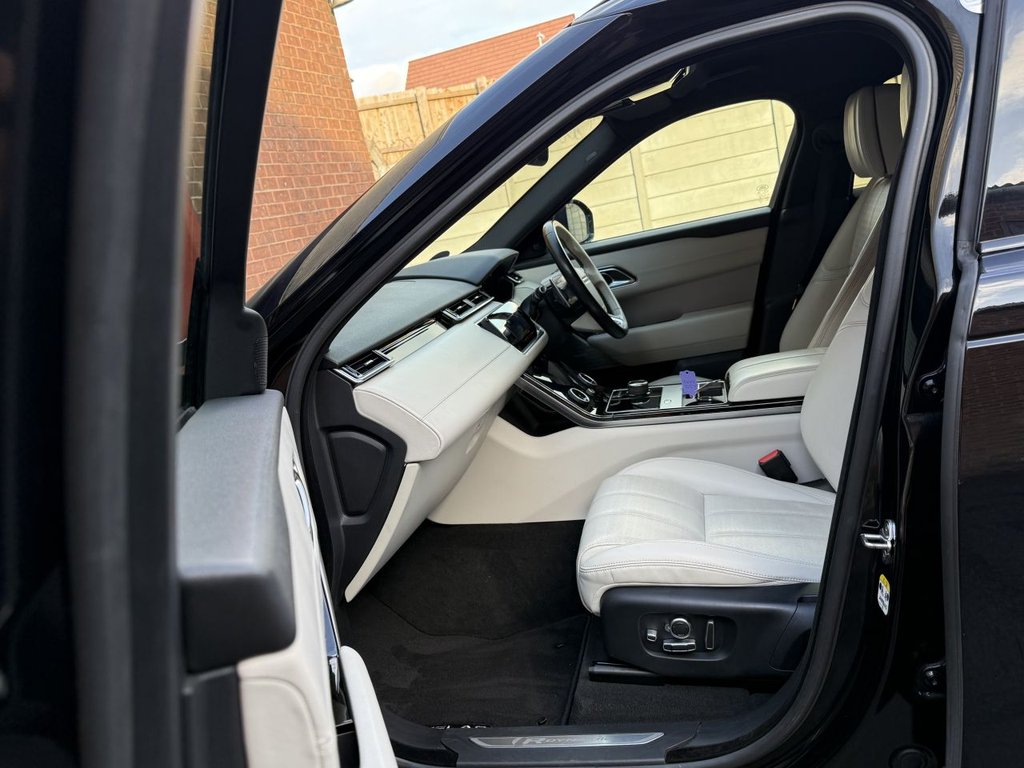 Used Land Rover Range Rover Velar 2018 for sale - 77655186: Photo 13