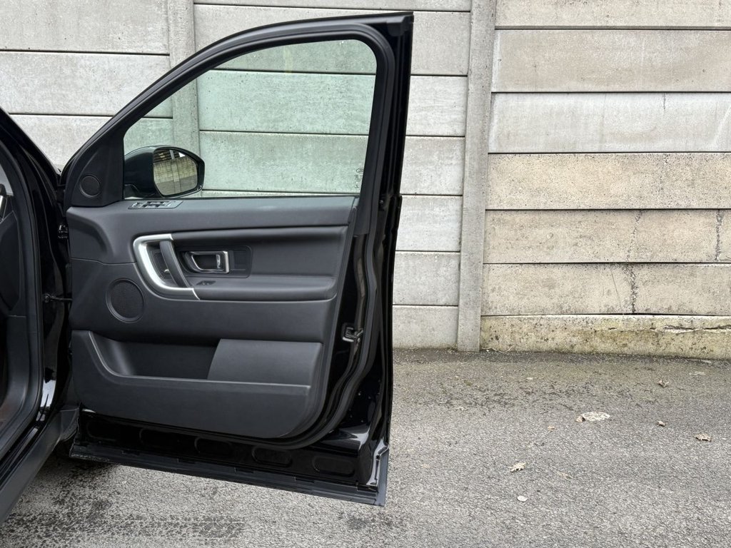 Used Land Rover Discovery Sport 2018 for sale - 77422519: Photo 42