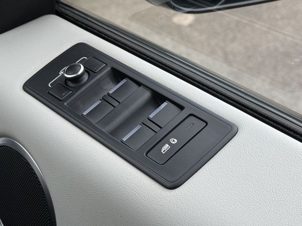 Used Land Rover Range Rover Sport 2016 for sale - 77850318: Photo 30