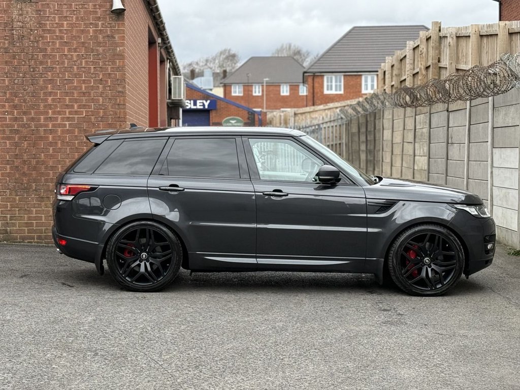 Used Land Rover Range Rover Sport 2016 for sale - 77850318: Photo 9