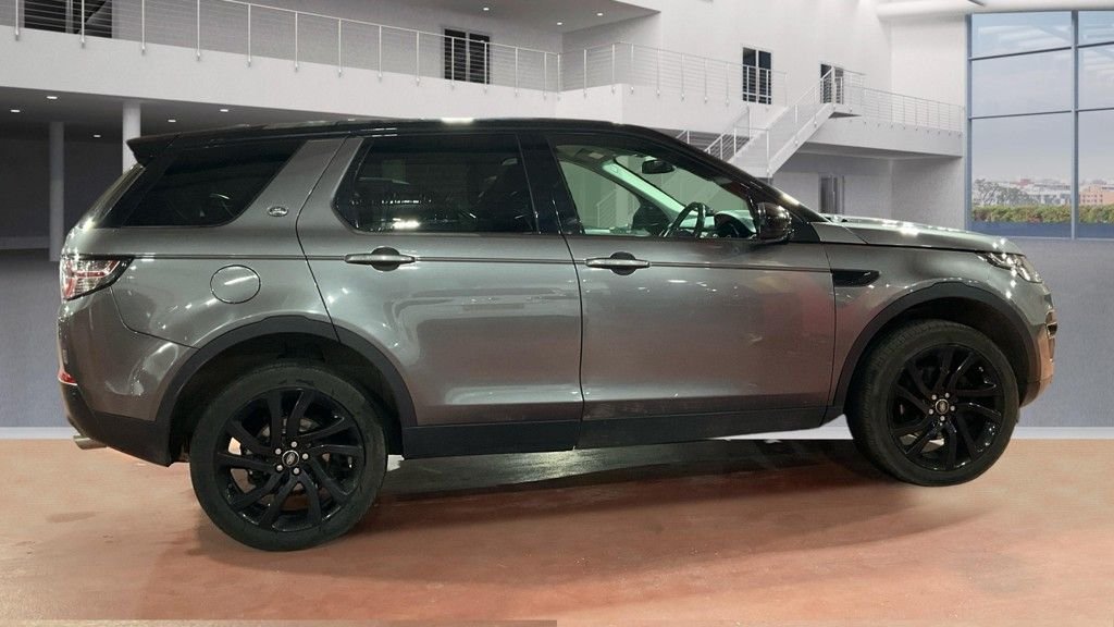 Used Land Rover Discovery Sport 2018 for sale - 77780698: Photo 5