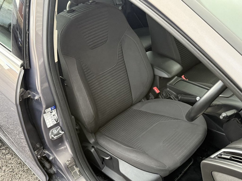 Used Ford Focus 2015 for sale - 76698279: Photo 16