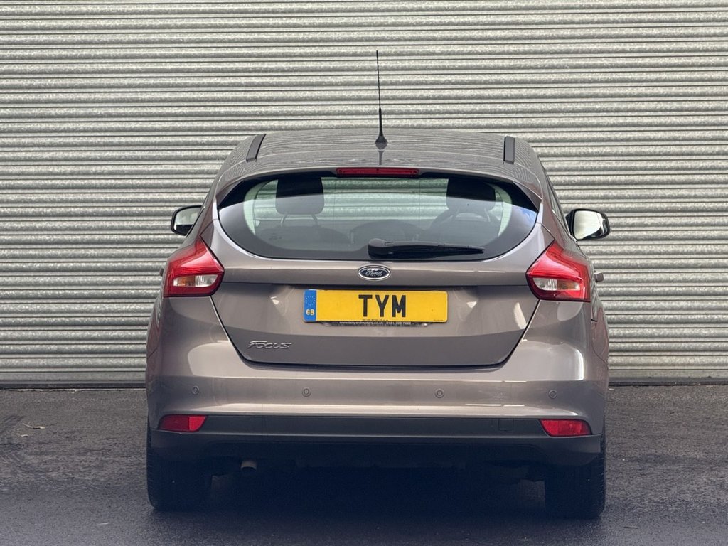 Used Ford Focus 2015 for sale - 76698279: Photo 8