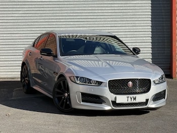 Used Jaguar XE 2015 for sale - 78154067: Photo