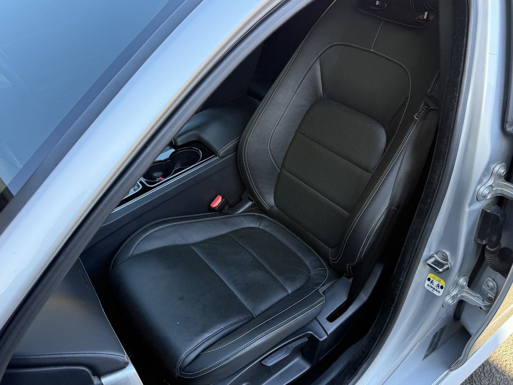 Used Jaguar XE 2015 for sale - 78154067: Photo 22