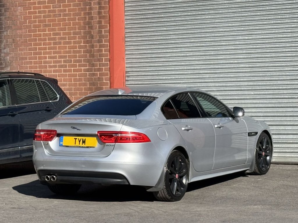 Used Jaguar XE 2015 for sale - 78154067: Photo 7