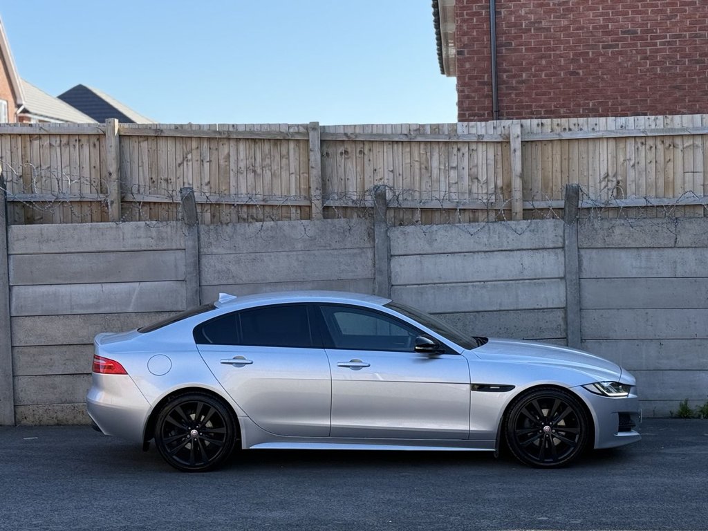 Used Jaguar XE 2015 for sale - 78154067: Photo 9