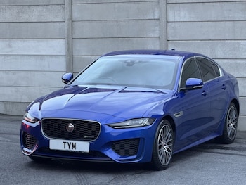 Used Jaguar XE 2019 for sale - 76900634: Photo