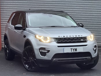 Used Land Rover Discovery Sport 2017 for sale - 77275871: Photo