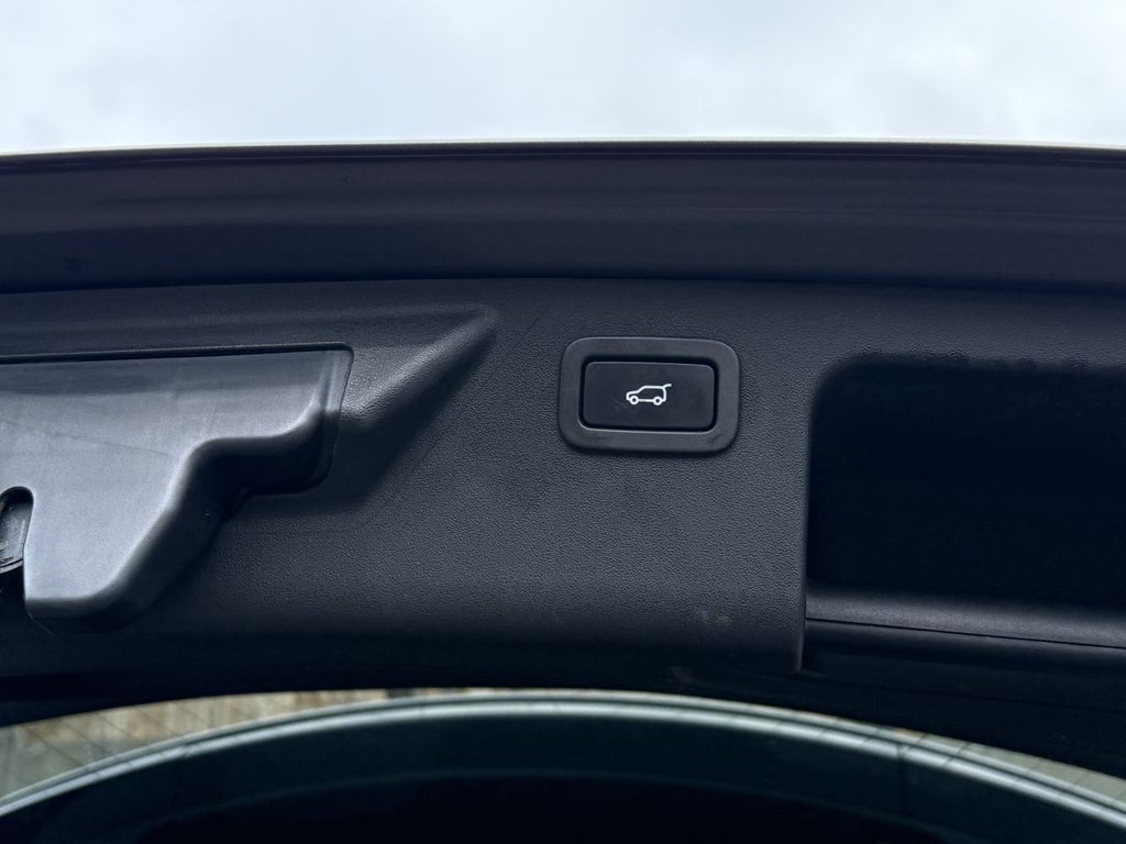 Used Land Rover Discovery Sport 2018 for sale - 77408324: Photo 20