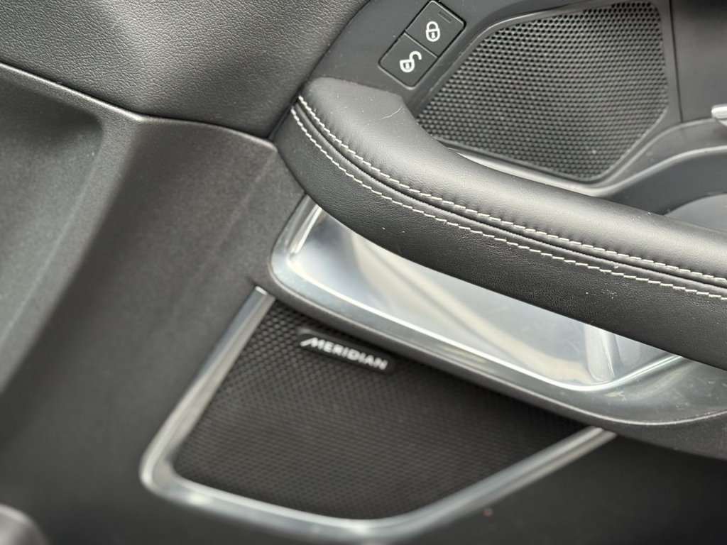 Used Jaguar E-Pace 2018 for sale - 77507875: Photo 33