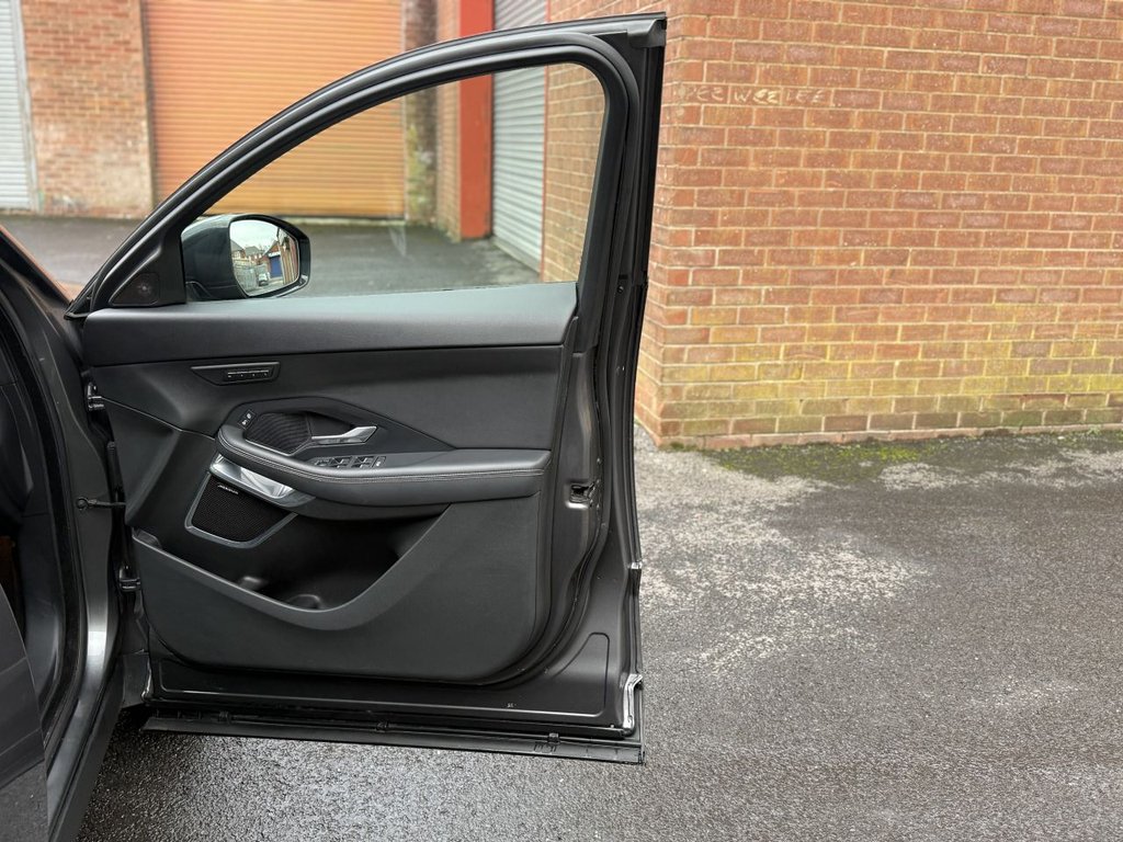 Used Jaguar E-Pace 2018 for sale - 77507875: Photo 35