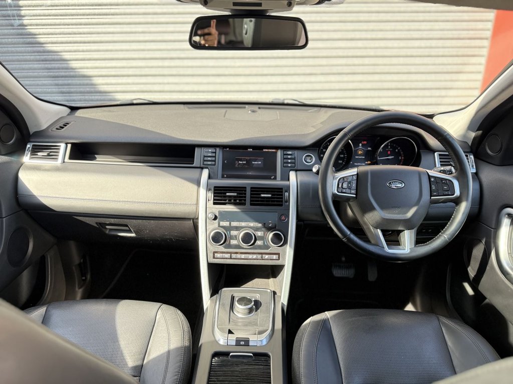 Used Land Rover Discovery Sport 2016 for sale - 78154244: Photo 12