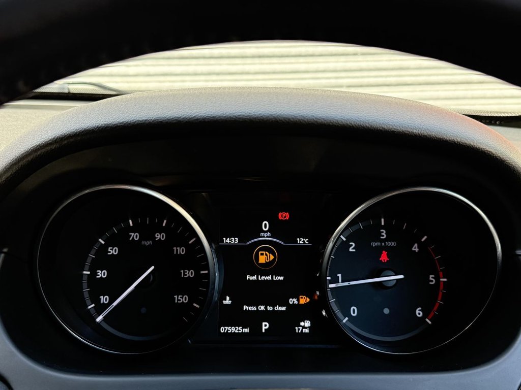 Used Land Rover Discovery Sport 2016 for sale - 78154244: Photo 34