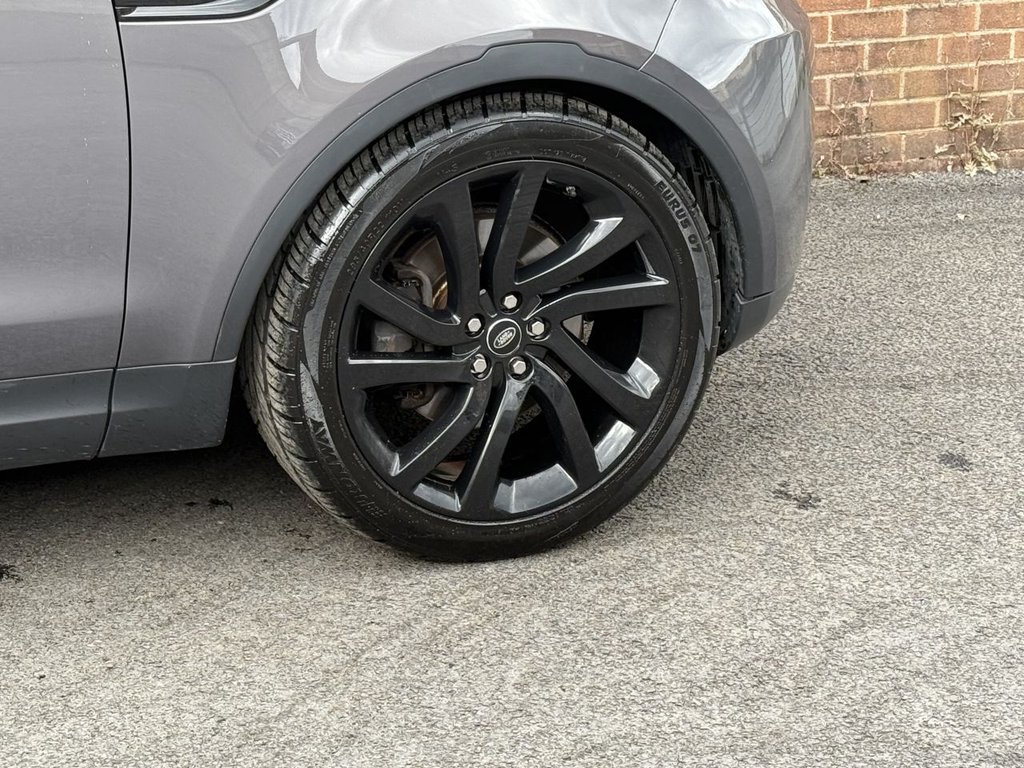 Used Land Rover Discovery 2017 for sale - 76698101: Photo 12