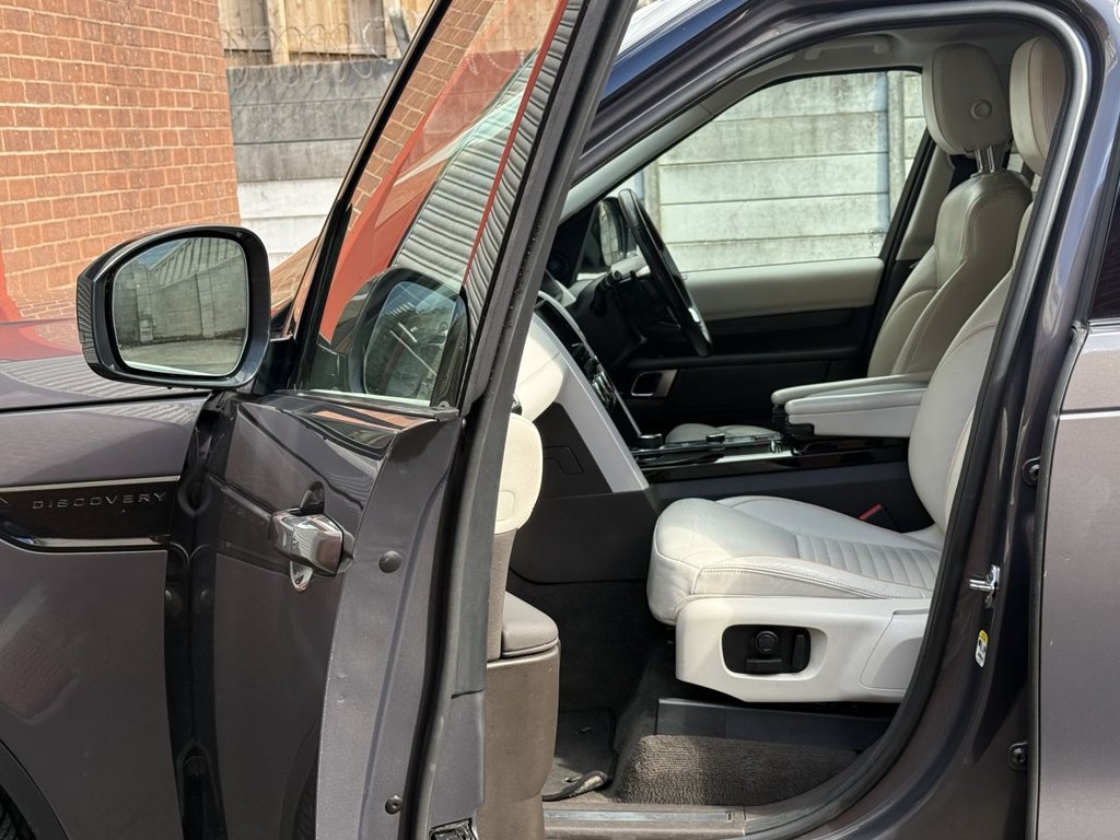 Used Land Rover Discovery 2017 for sale - 76698101: Photo 18