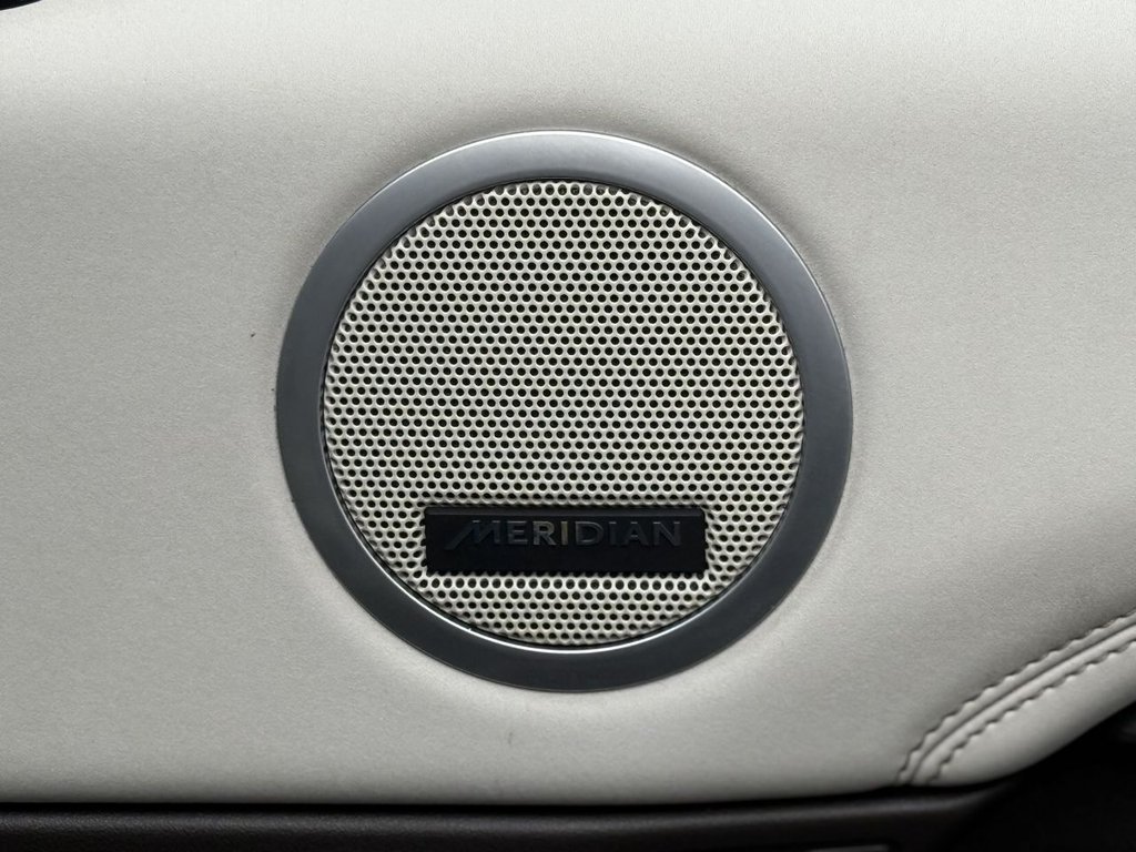 Used Land Rover Discovery 2017 for sale - 76698101: Photo 36