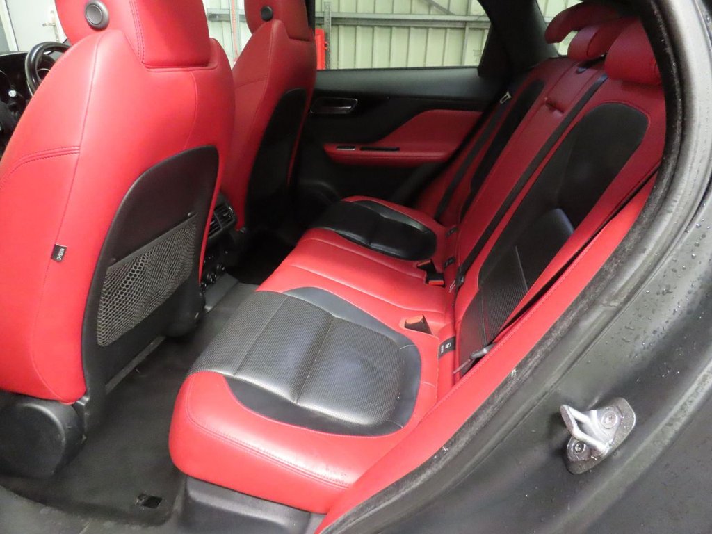 Used Jaguar F-Pace 2016 for sale - 77680977: Photo 23