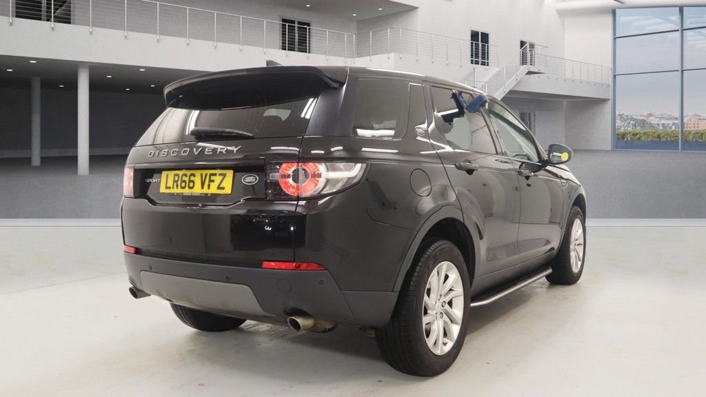 Used Land Rover Discovery Sport 2016 for sale - 77188566: Photo 11