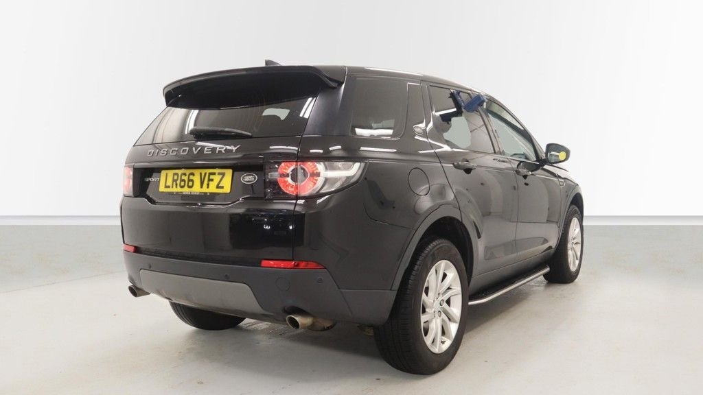 Used Land Rover Discovery Sport 2016 for sale - 77188566: Photo 4