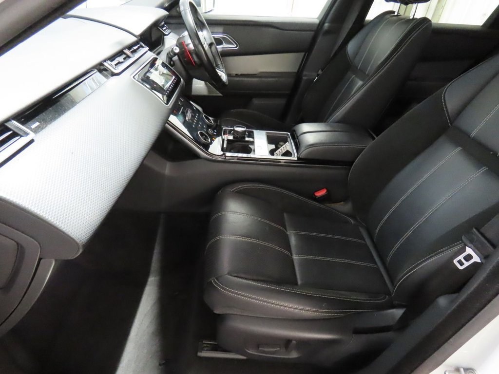 Used Land Rover Range Rover Velar 2017 for sale - 77172370: Photo 8