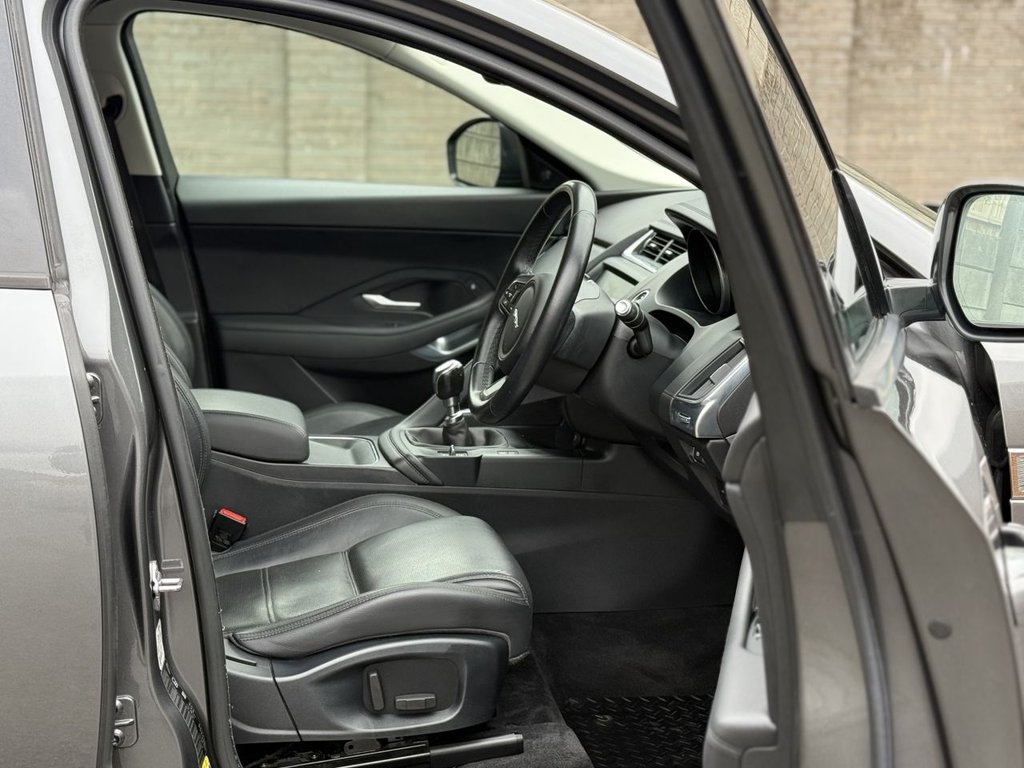 Used Jaguar E-Pace 2018 for sale - 77110510: Photo 15