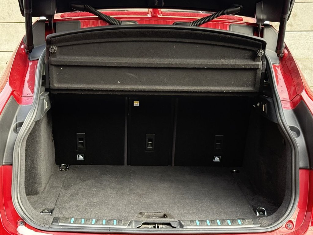 Used Jaguar F-Pace 2017 for sale - 76841326: Photo 20