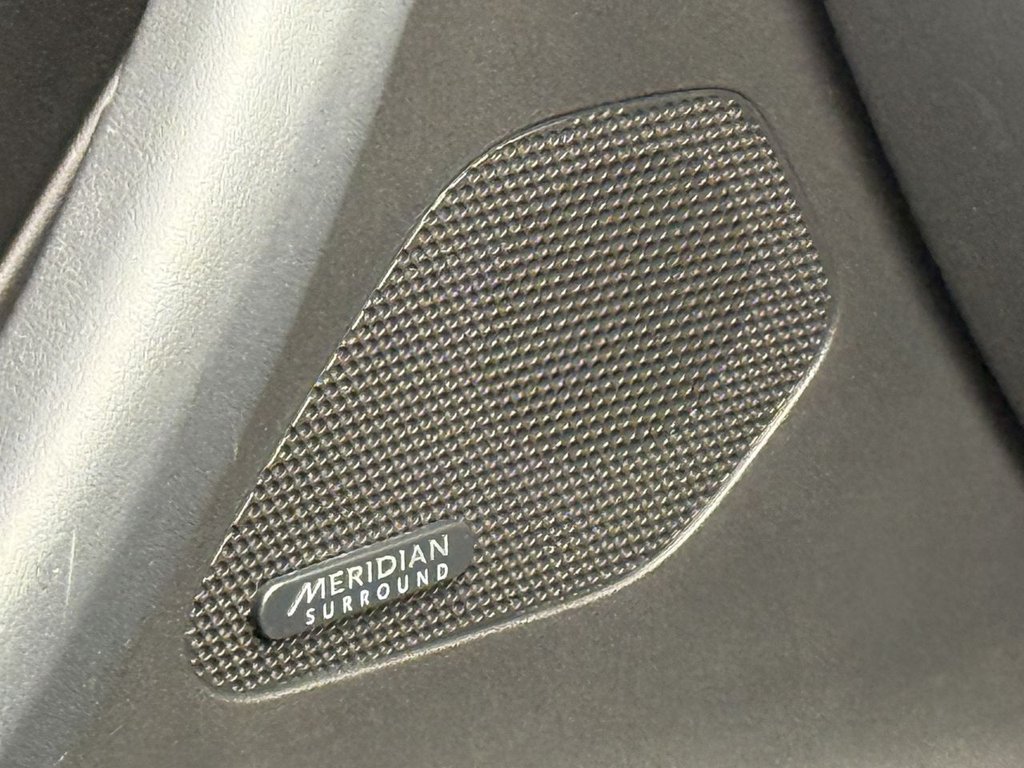 Used Jaguar F-Pace 2017 for sale - 76841326: Photo 39