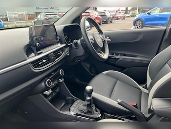Used Kia XCeed 2022 for sale - 76143128: Photo 2
