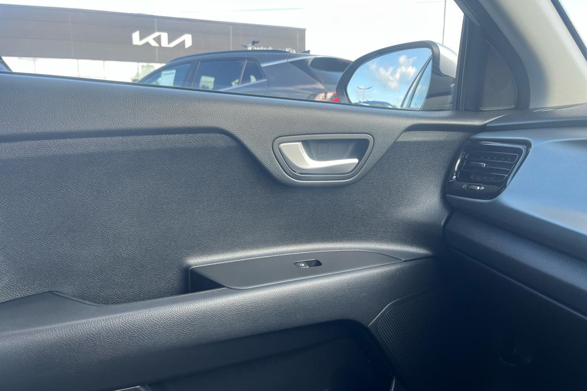 Used Kia Rio 2023 for sale - 76143133: Photo 11
