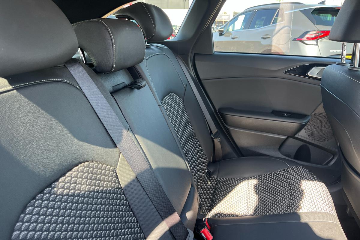 Used Kia Ceed 2022 for sale - 76143167: Photo 10
