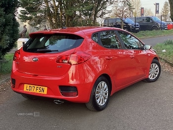 Used Kia Ceed 2017 for sale - 77970886: Photo