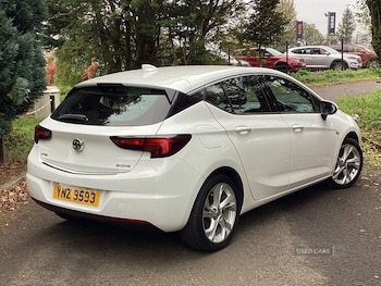 Used Vauxhall Astra 2017 for sale - 76248255: Photo 2