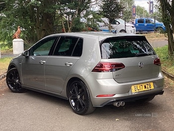 Used Volkswagen Golf 2017 for sale - 75742044: Photo