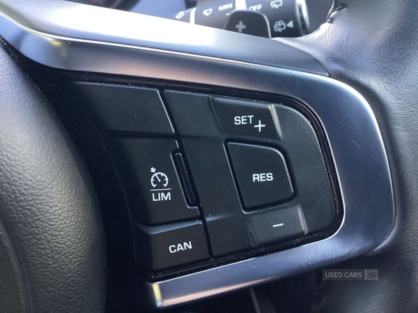 Used Jaguar E-Pace 2020 for sale - 76914228: Photo 19