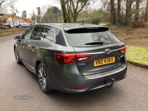 Used Toyota Avensis 2015 for sale - 74188463: Photo 11