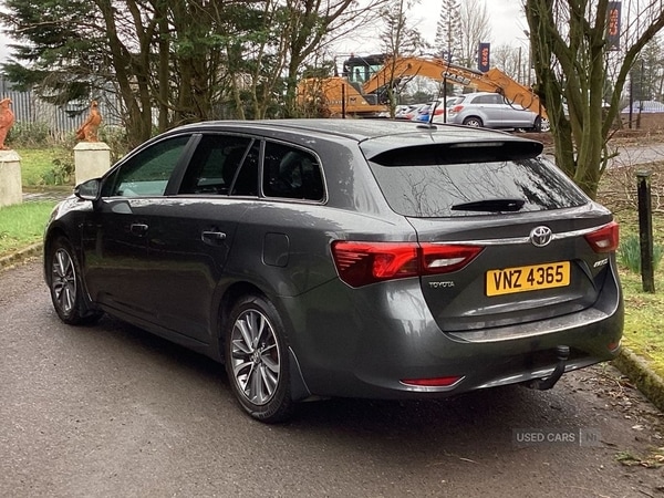 Used Toyota Avensis 2015 for sale - 74188463: Photo 4