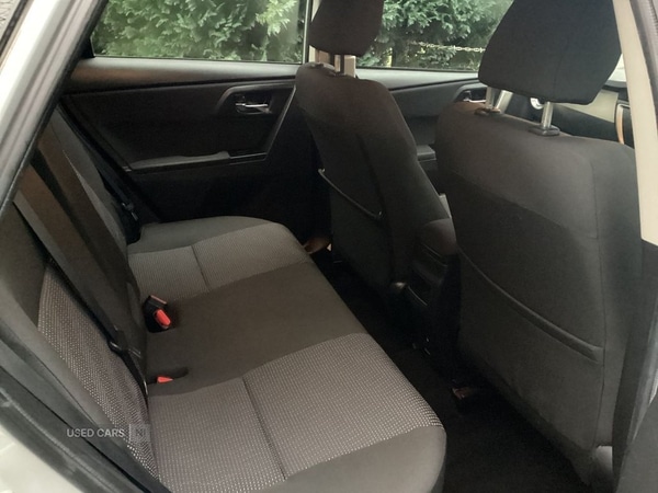 Used Toyota Auris 2014 for sale - 77739009: Photo 14