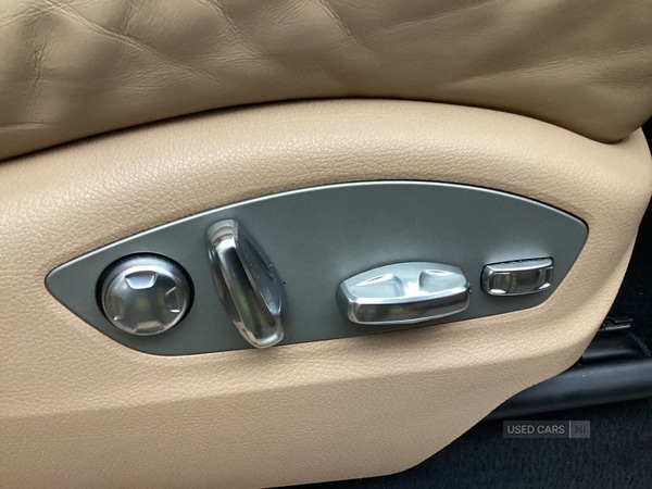 Used Porsche Macan 2020 for sale - 77346111: Photo 19