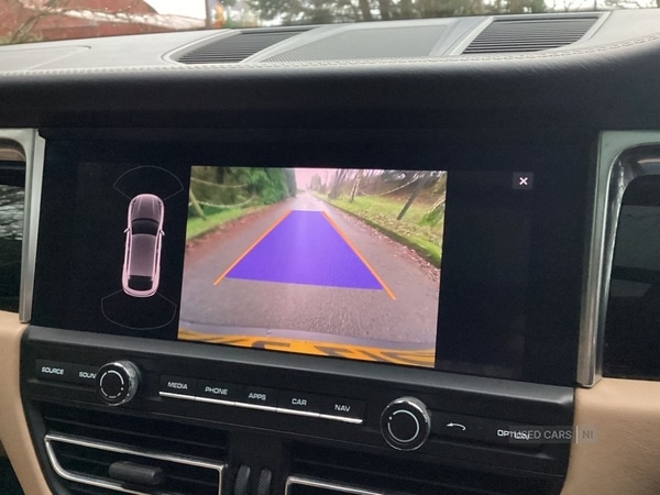 Used Porsche Macan 2020 for sale - 77346111: Photo 30