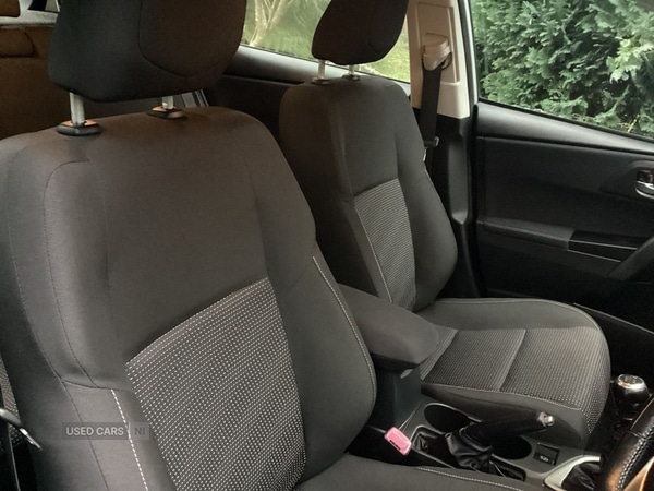 Used Toyota Auris 2014 for sale - 77041120: Photo 16